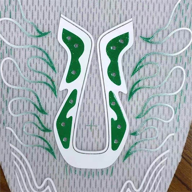 Scáileán Silicone ard-dlúis